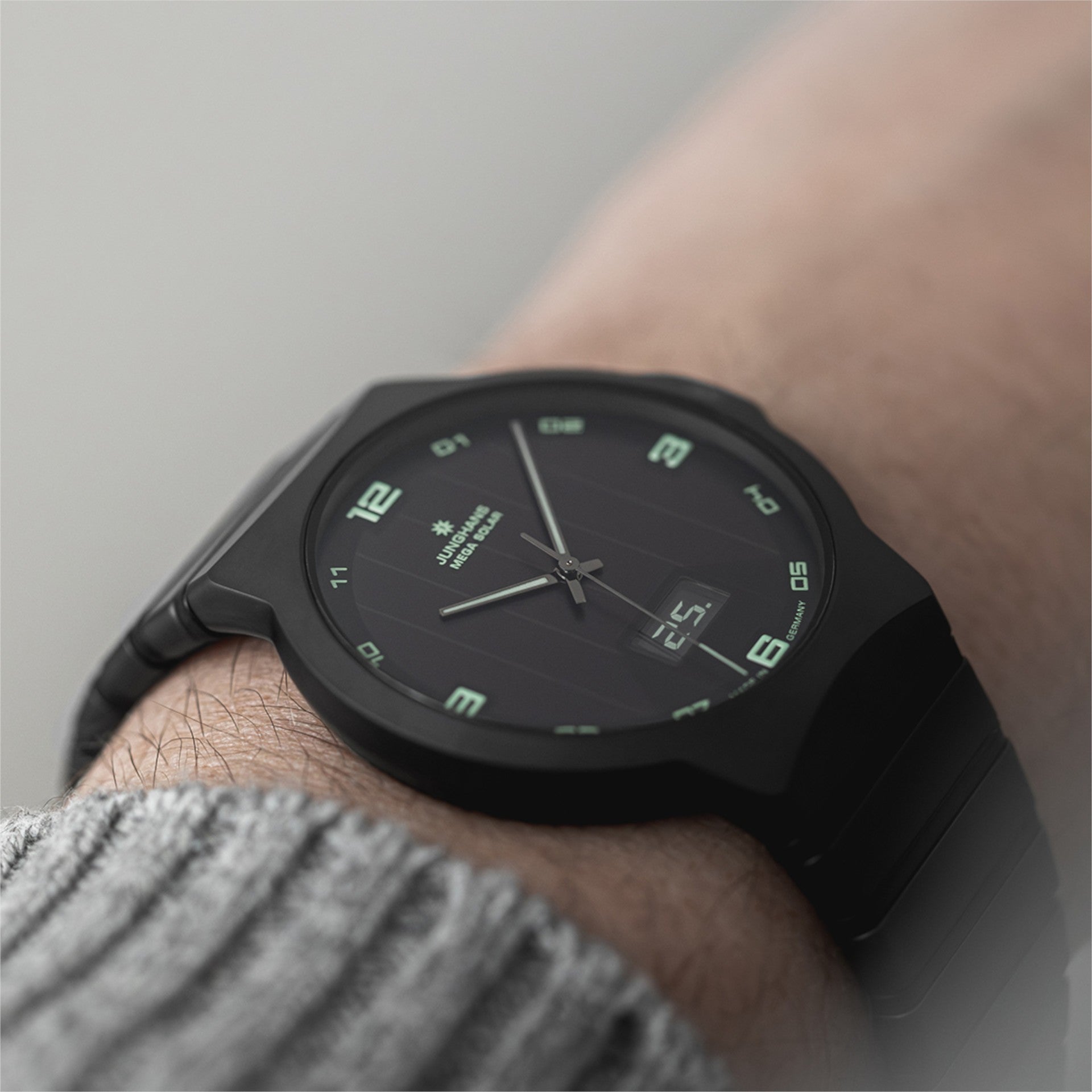 Junghans Force Mega Solar