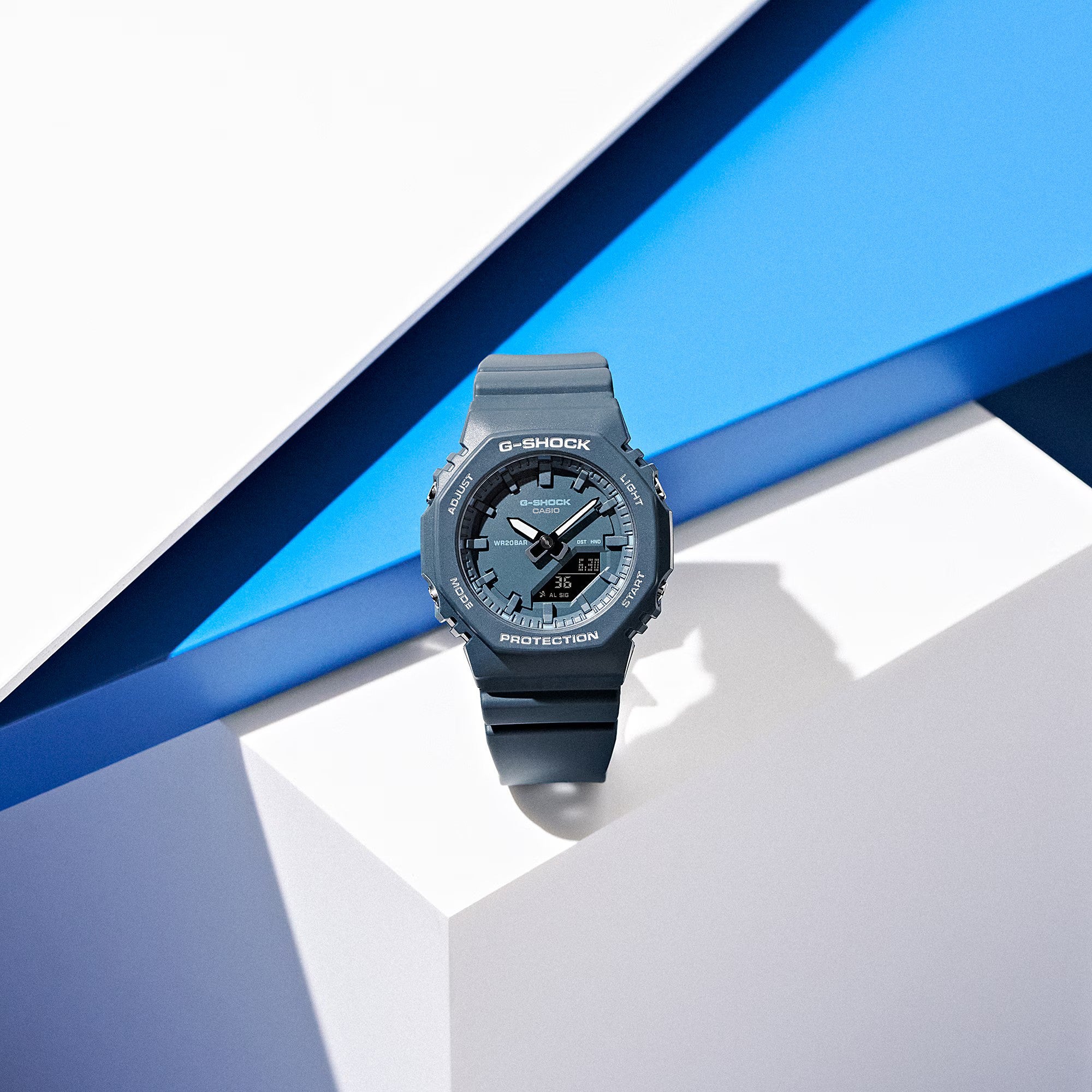 G-Shock 40mm G-Shock 40mm GMA-P2100SR-2A