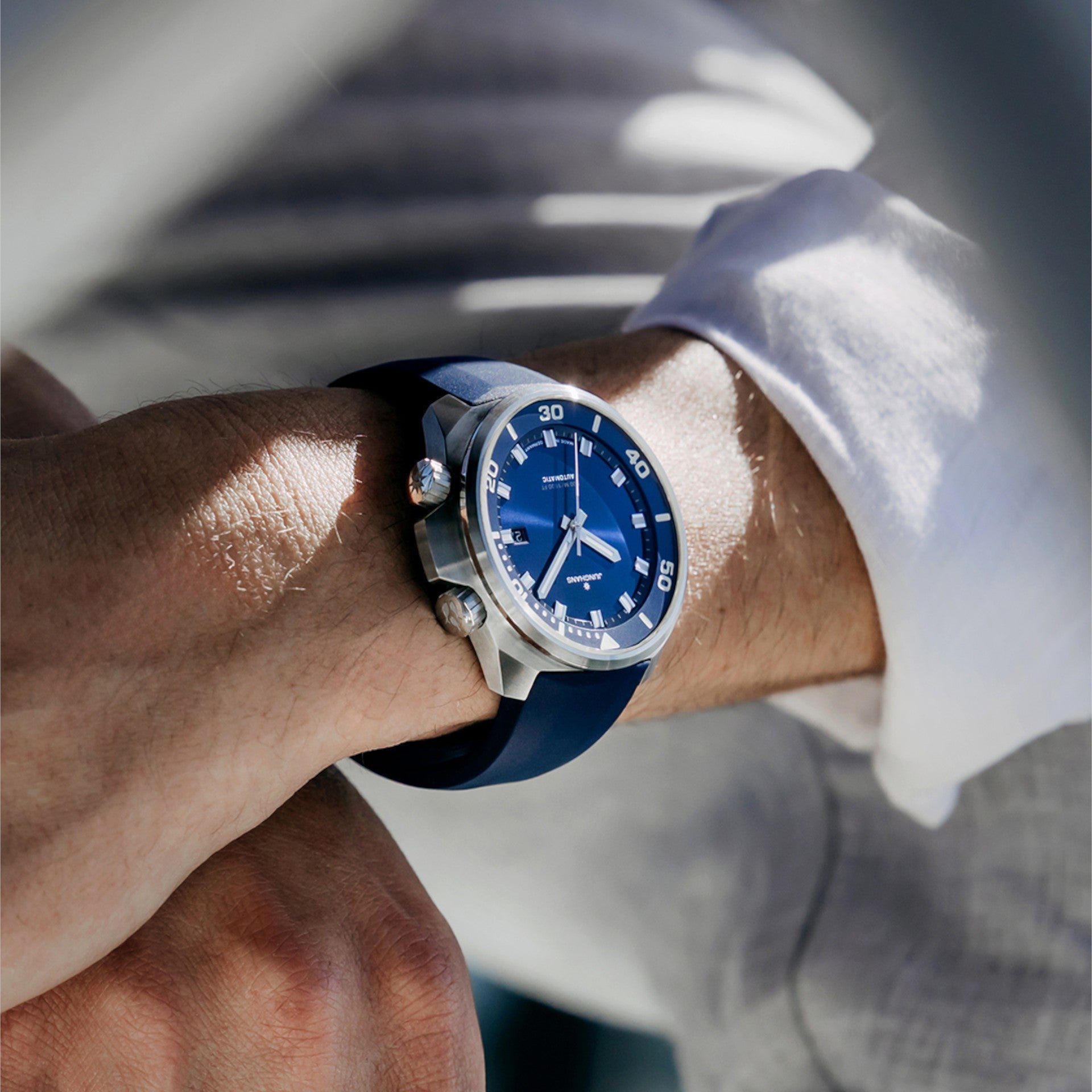 Junghans Aquaris Blue 47mm 27/4660.44