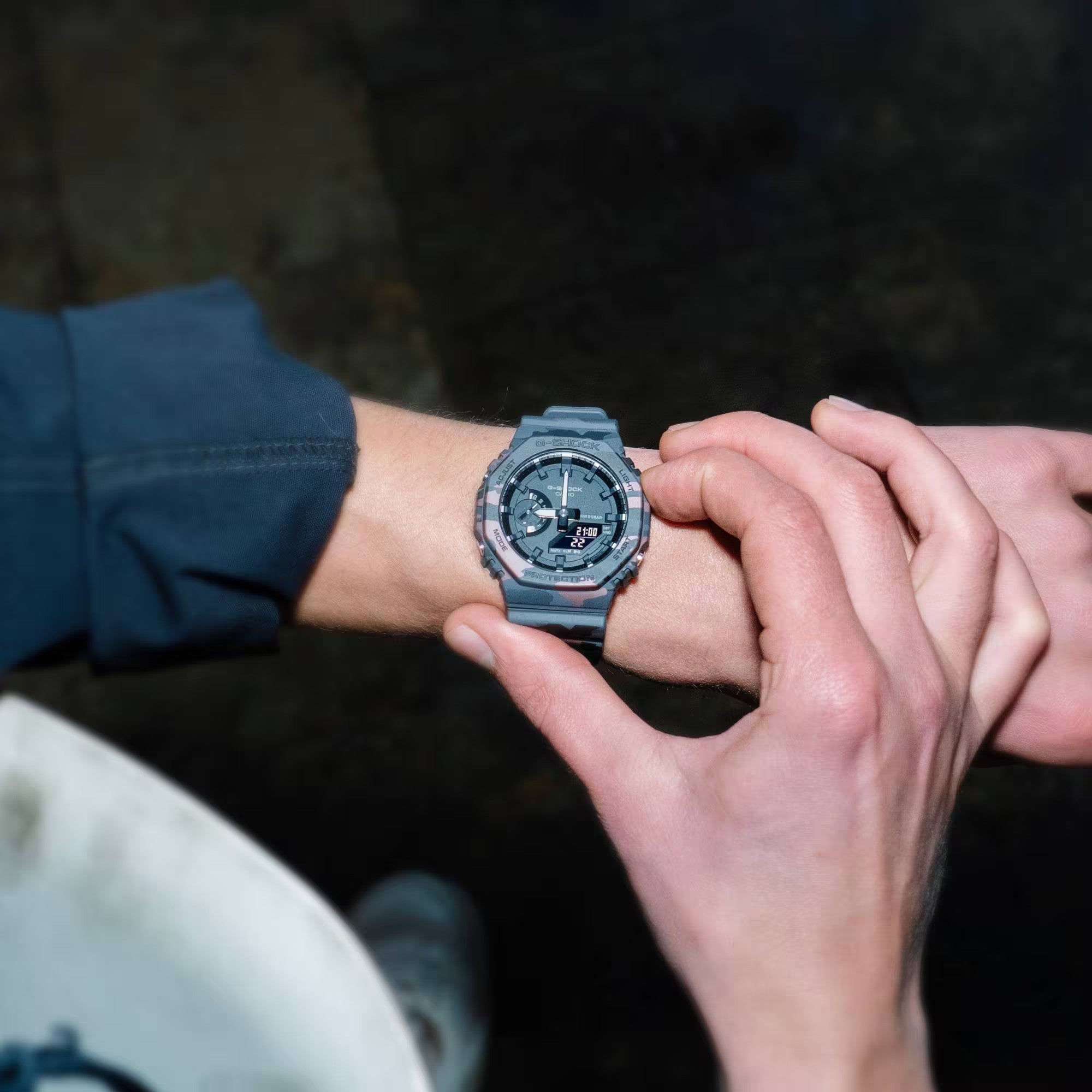 G-Shock Camouflage 44mm GA-2100CM-8A
