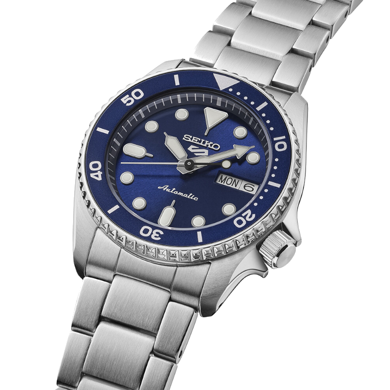 Seiko 5 Sports